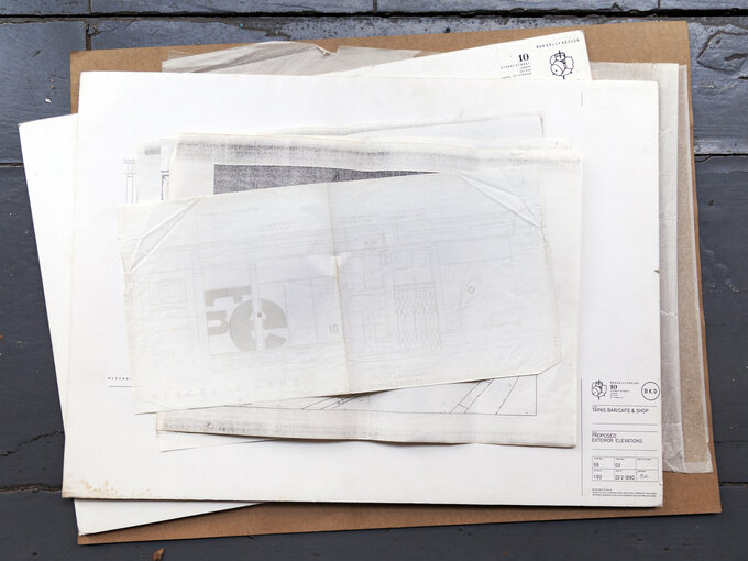 Faded front elevation drawing of Bar 10